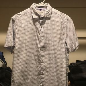 Patterned Button-up Shirt
